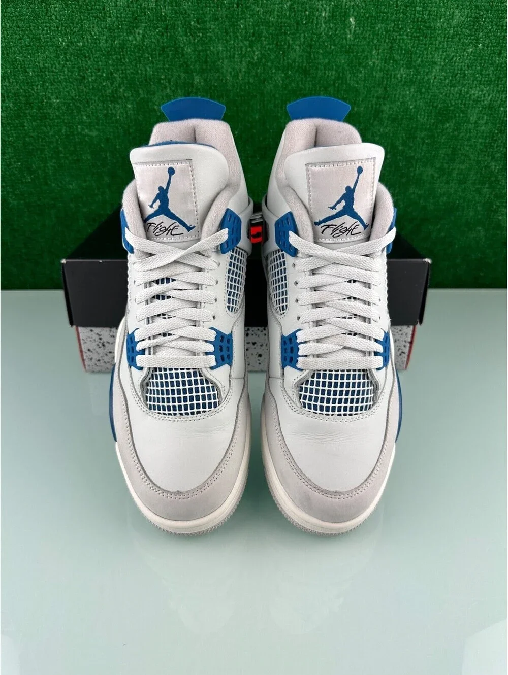 Size 10.5 - Air Jordan 4 Retro 2024 Military Blue (CLEAN!)